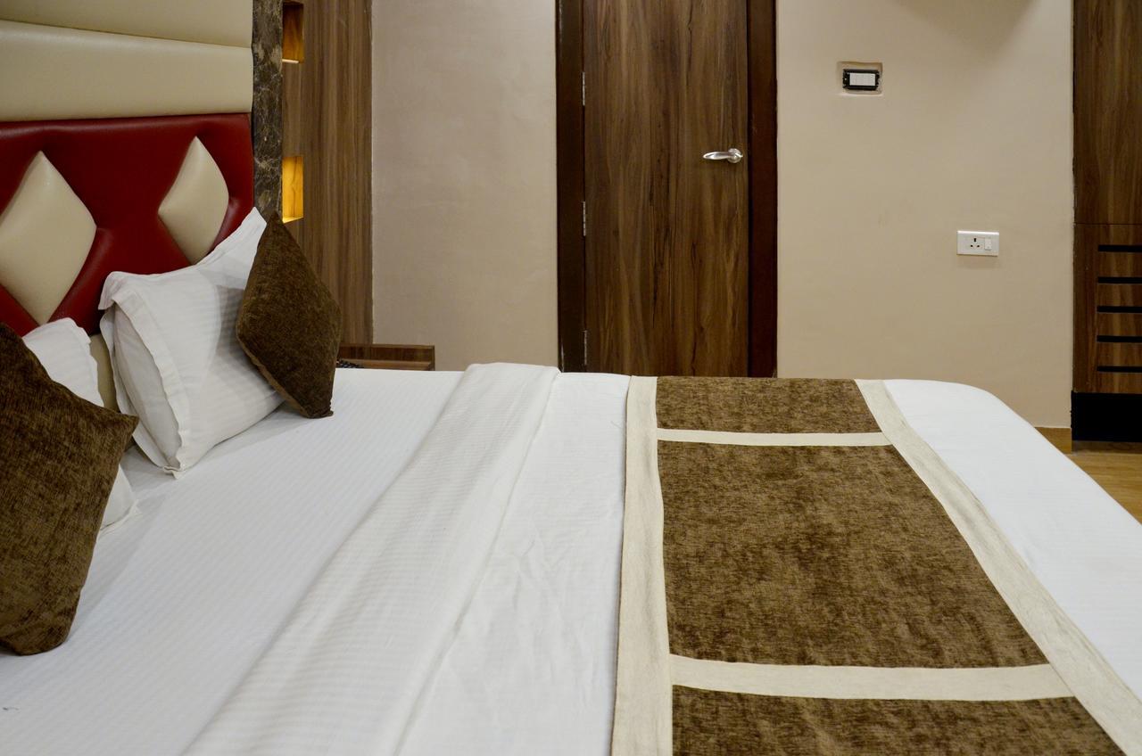 Hotel Sanjay International,Kanpur Esterno foto